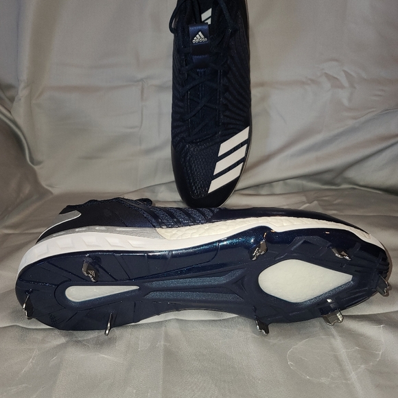 Adidas three stripe life men's cleats size 12.5 - Picture 3 of 3